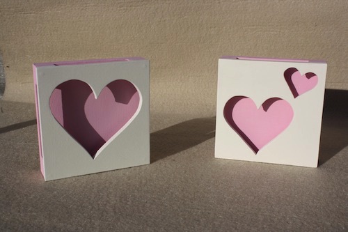 Small heart plaques light pink